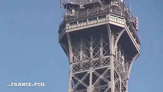 Bu yaşlı şeker baba tatilde sürtükle evde kalmayı seçiyor