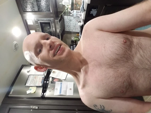 Warming up to full the fleshlight launcher