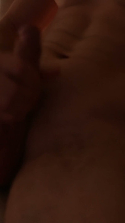 Strong hunk flexing and wanking his big cock and cums | Clip 2