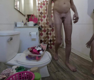Lizzy Yum VR August 2025 Dilating #81
