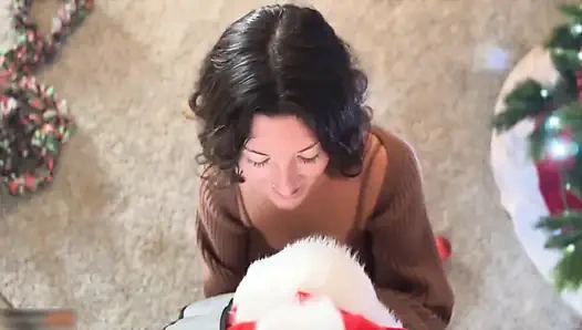 Who-ville Ev Hanımı Noel'i Kurtarmak Için Grinch Tarafından Sikiliyor