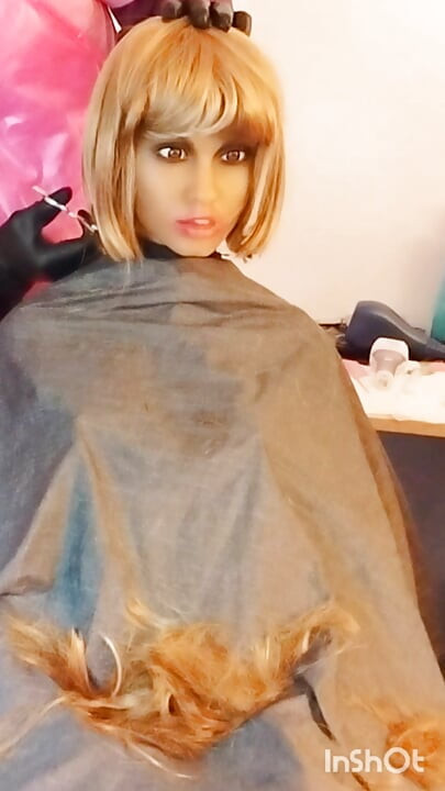 Julia ebony sex doll slave blonde bobcut