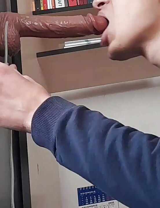 मुझे सिर्फ लंड चूसना पसंद है!