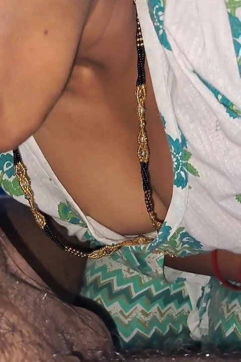 Indian Desi Bhabhi Sucking Big Brothers Dick Get Cum in Mouth