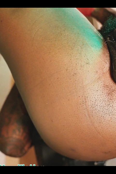 โคลสอัพตูด