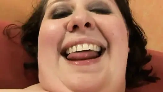 A fart giant whale hardly fucked by a big mature cock