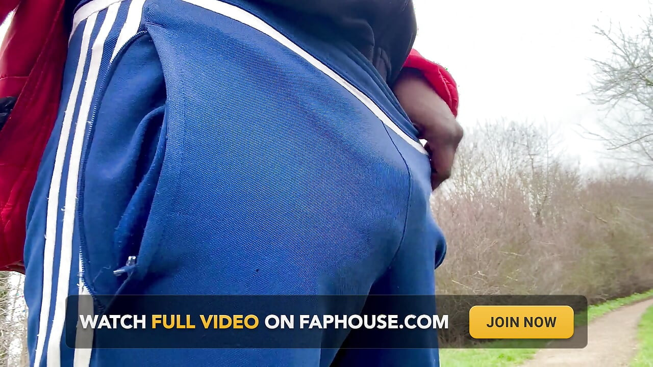 Așa că în această dimineață m-am gândit să port lenjerie intimă în plimbarea mea