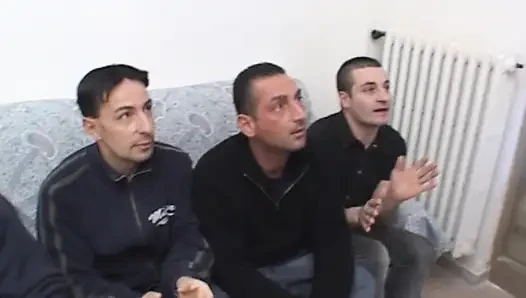 Komşu şişman kadın grup seks yapıyor