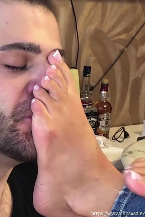 From Pink Heels to Bare Feet - Foot Worship with Valeria Night (front View)