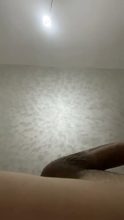 আমার বড় লিঙ্গের সাথে খেলার কেউ নেই
