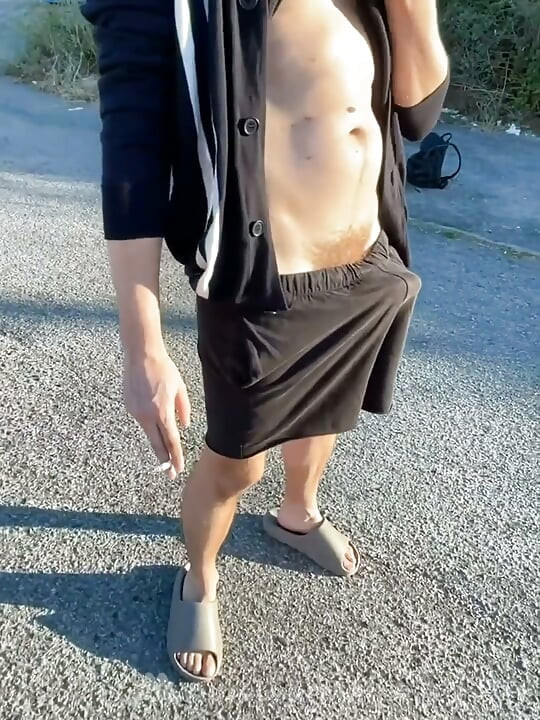 남친에게 따먹히는 핫한 금발 밀프