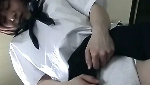 Üniversiteli kız sınıf arkadaşı tarafından sikiliyor