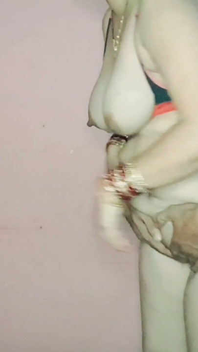 Pujaprem nude dance bhojpuri part 2 | Clip 1