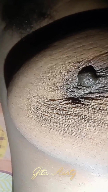 Moment must-see de la "Indian lokal deshi bhabhi fuking bifor de odihnă pe pat și imprsh corp"