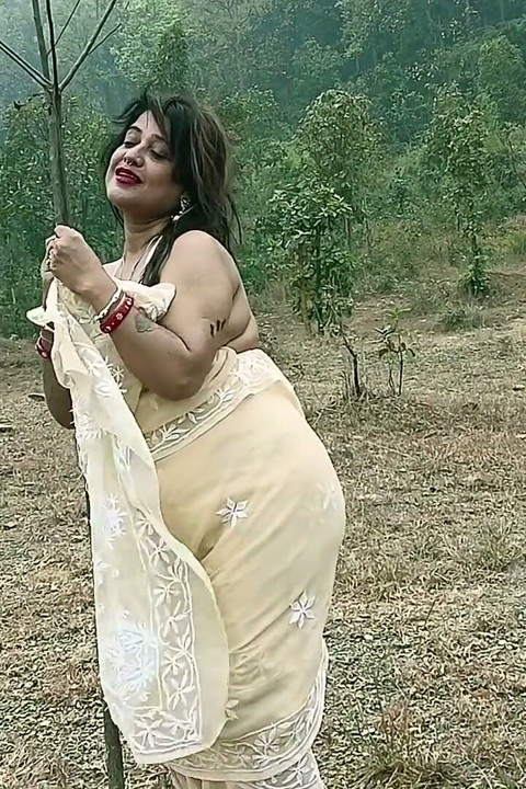 Indian Hot Stepaunty Outdoor Tent Sex with Teen Boy!!