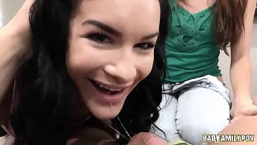 Savana styles si cewek hot rambut merah kepergok lagi ganti baju sama abang tirinya yang lagi sange berat