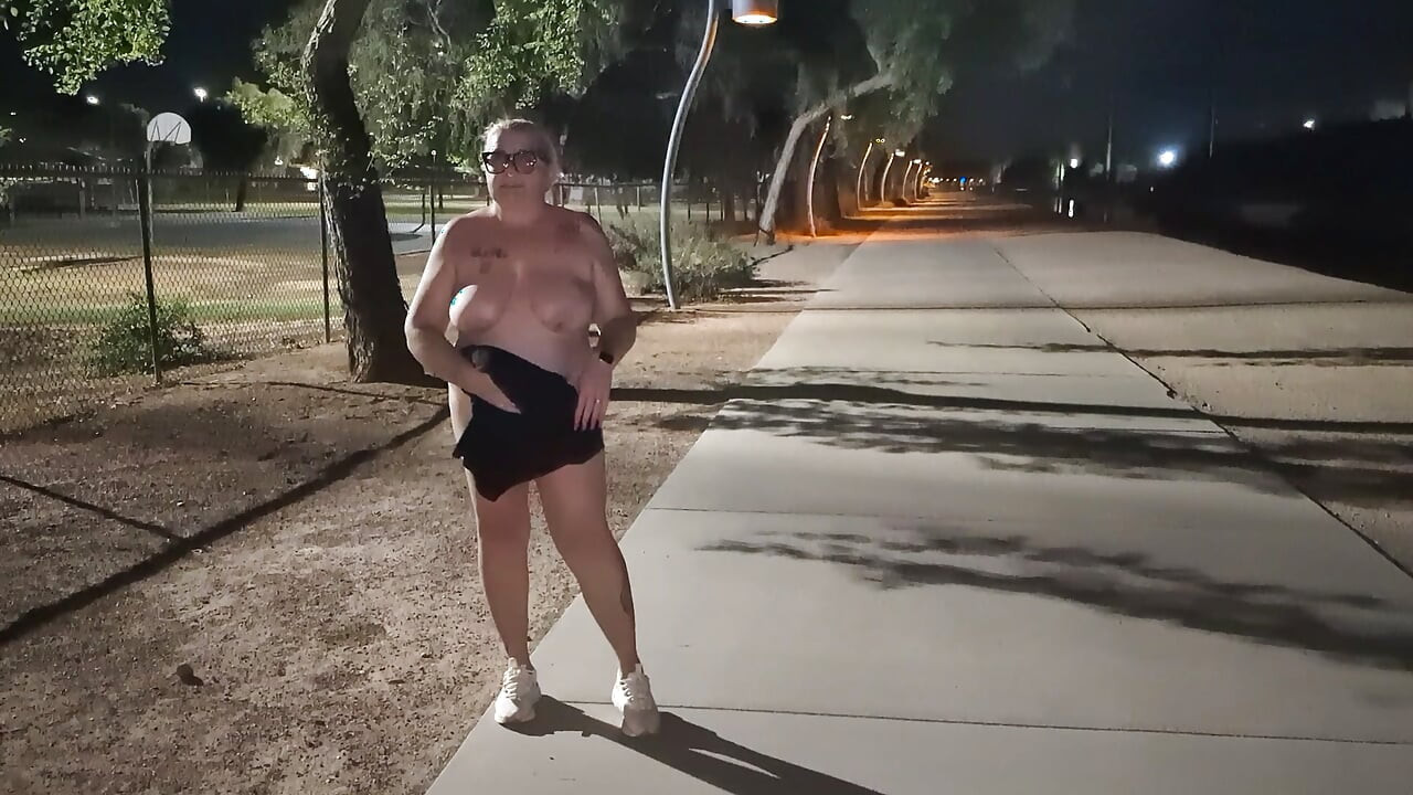 Thick BBW wife strips in public park and role play with hus! BadBlondieMonroe