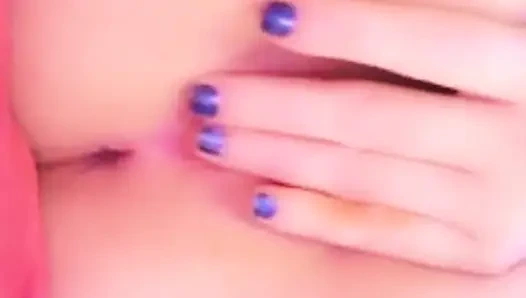 Тунишская жесткая мастурбация киски