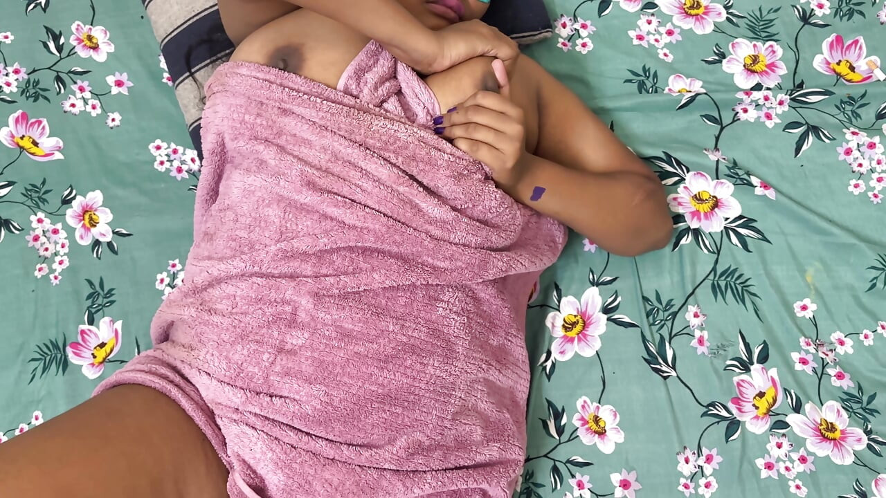 Indian girlfriend boyfriend private movement