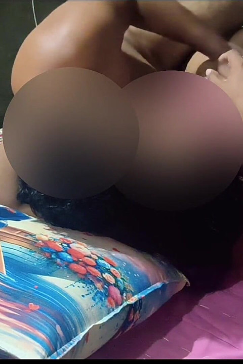 Kusum Bhabhi Romance with Boyfriend in Hotal Room