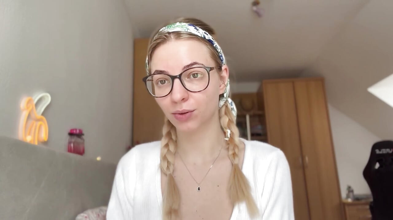 Pros and Cons of Being in a Female Led Relationship (for Both Genders)