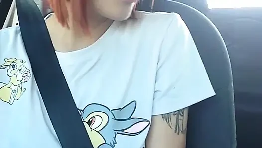 Uber user tells her best friend's intimacies to the driver