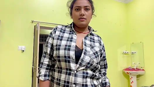 Моя падчерица была испугана, нас поделили одну кровать, всю ночь полная хинди аудио