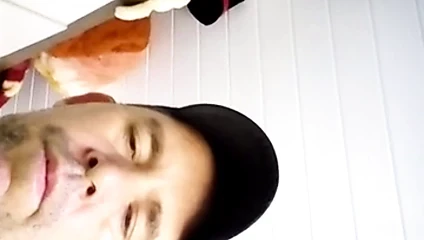 Masturbando ve klip çekme ve gönderdikten sonra 3