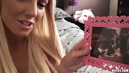 I Know That Girl - Long Distance Relationships Are Hard Lets Fuck