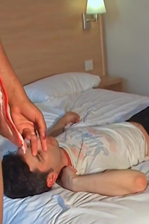 Ebony Nurse Takes a Licking by the Patient