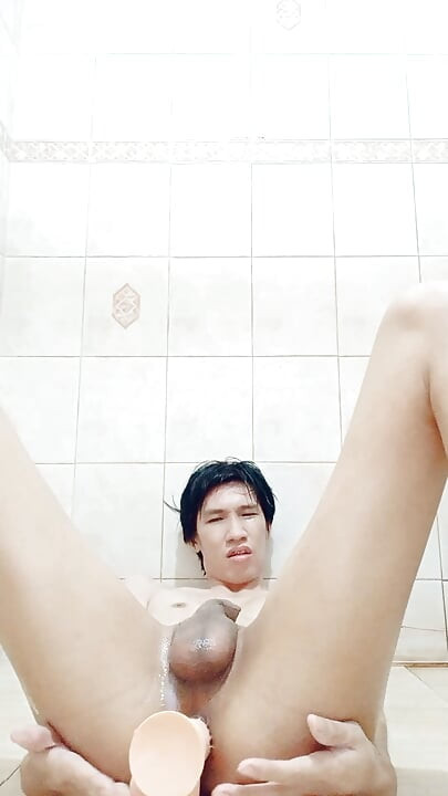 Teetajet Pratumthong Fag Thailand masturbate, drink my piss and cum and penetrate my ass, anal