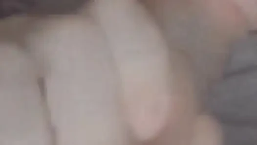 Kendini emiyor büyük yarak. Güzel autofellatio