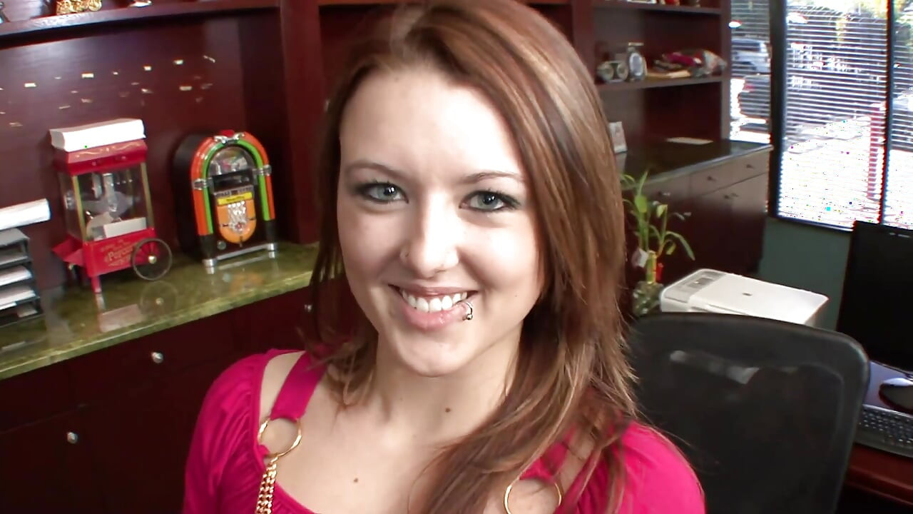 Taboo sex with her stepbro, cause she wants his office