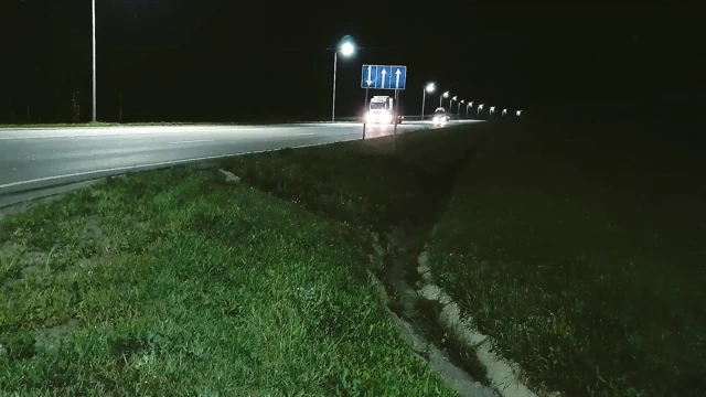 Risky Masturbation in Car Near the Road