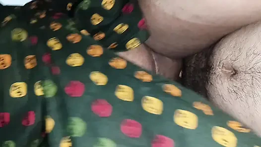 Desi magi hot sex. looking so beautiful.