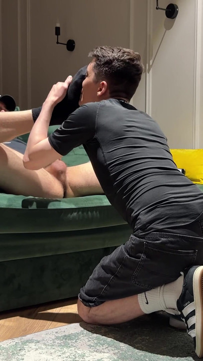 Sniffs Boyfriend's Dirty Socks After Work and Gets Cum Inside