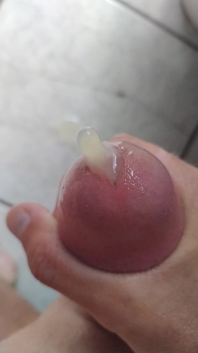 庭で一人で
