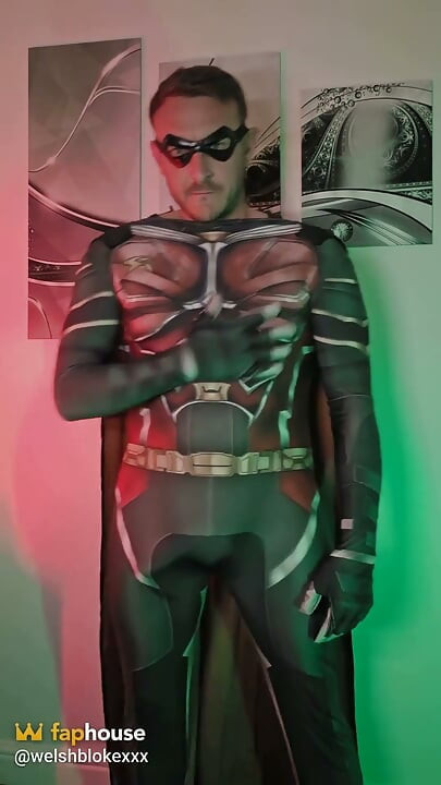 Horny Hero to Ruin Your Hole