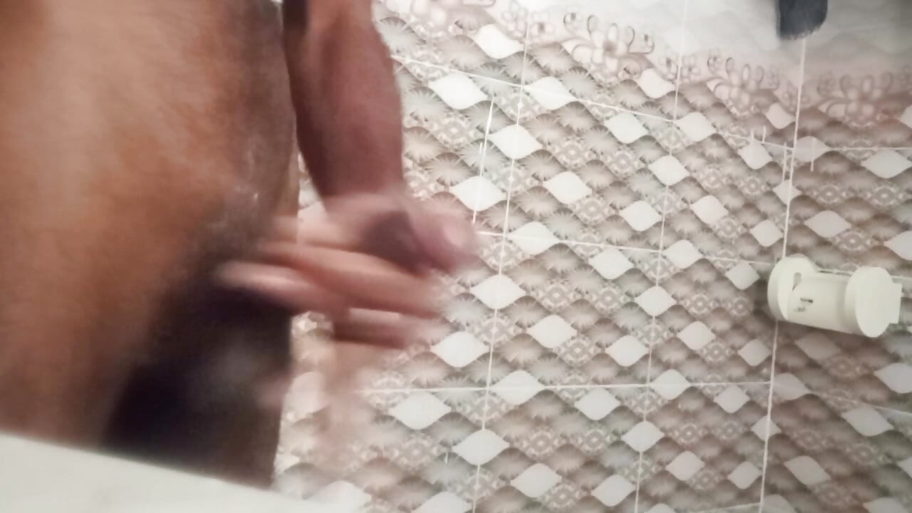 I saw my teachers boobs and i masturbate on ner face