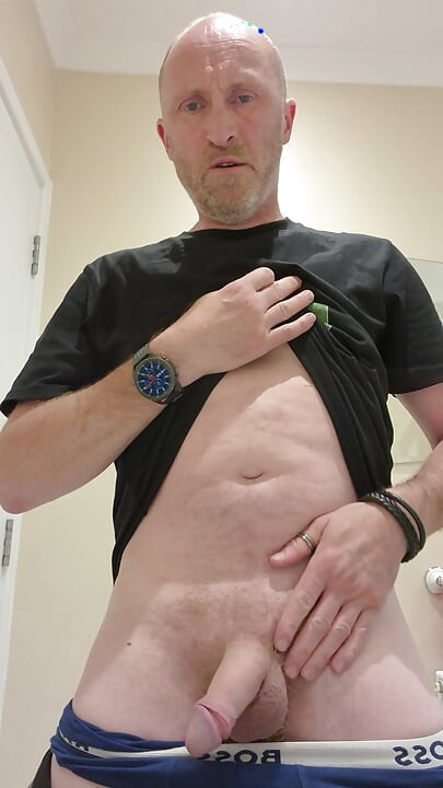 Wanking ready to cum