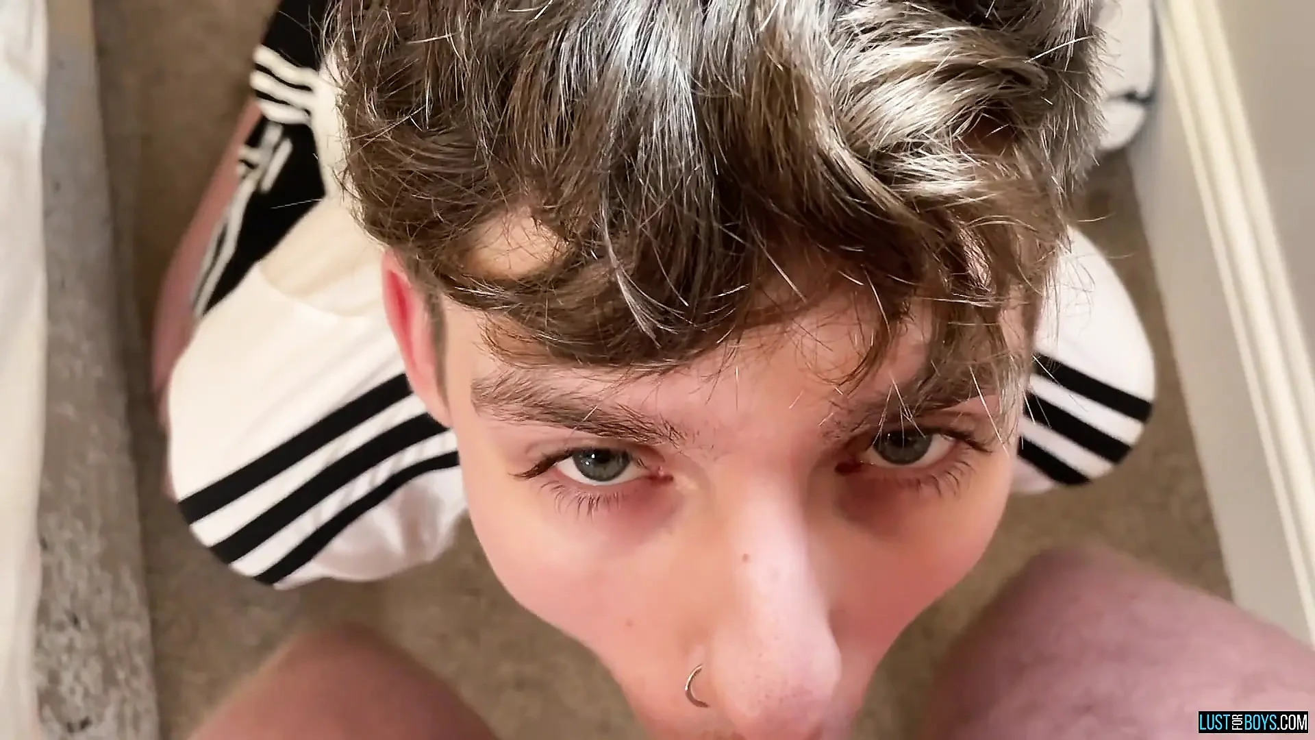 Leo wird gefickt - teil 5