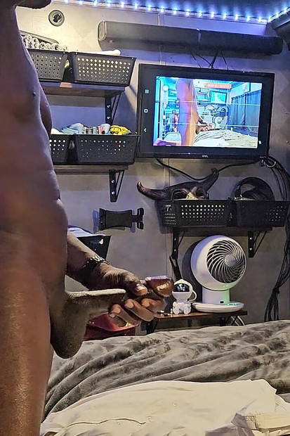Big Swing Dick & Cumshot