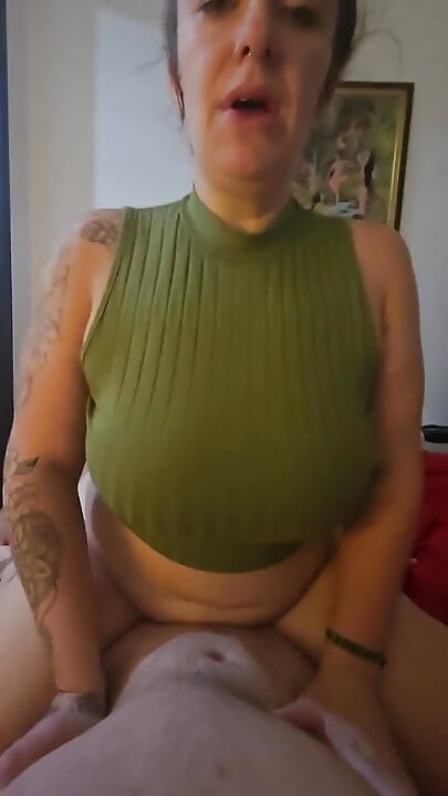 Jade ve Jimbob sakso, ayakla mastürbasyon ve sikiş cfnm