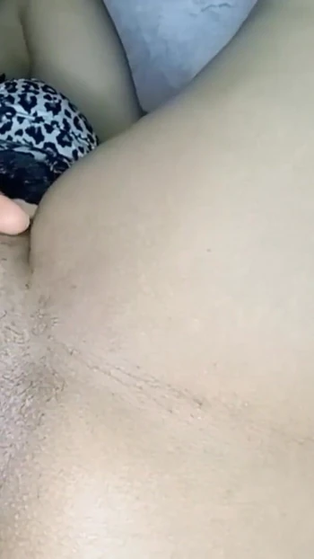 Epic moment from "Arab wife plays with her pussy"