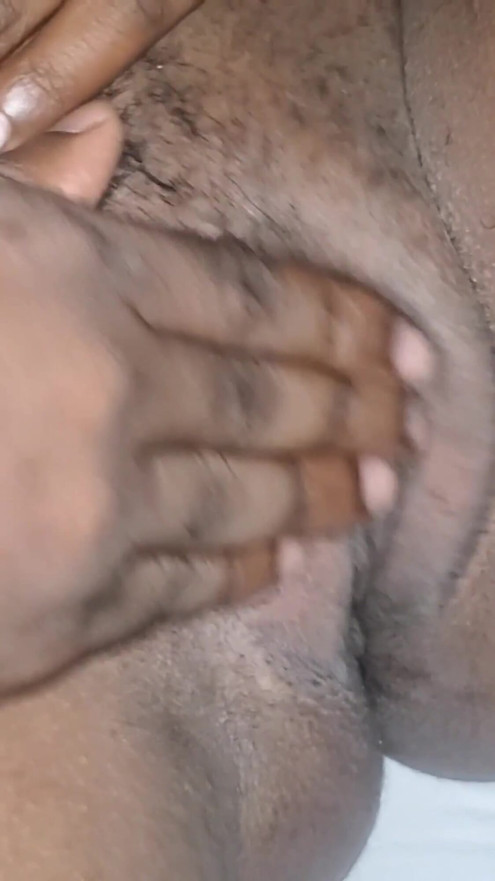 This man was amazing he finger my pussy till I cum was so cute 😍 | Clip 2