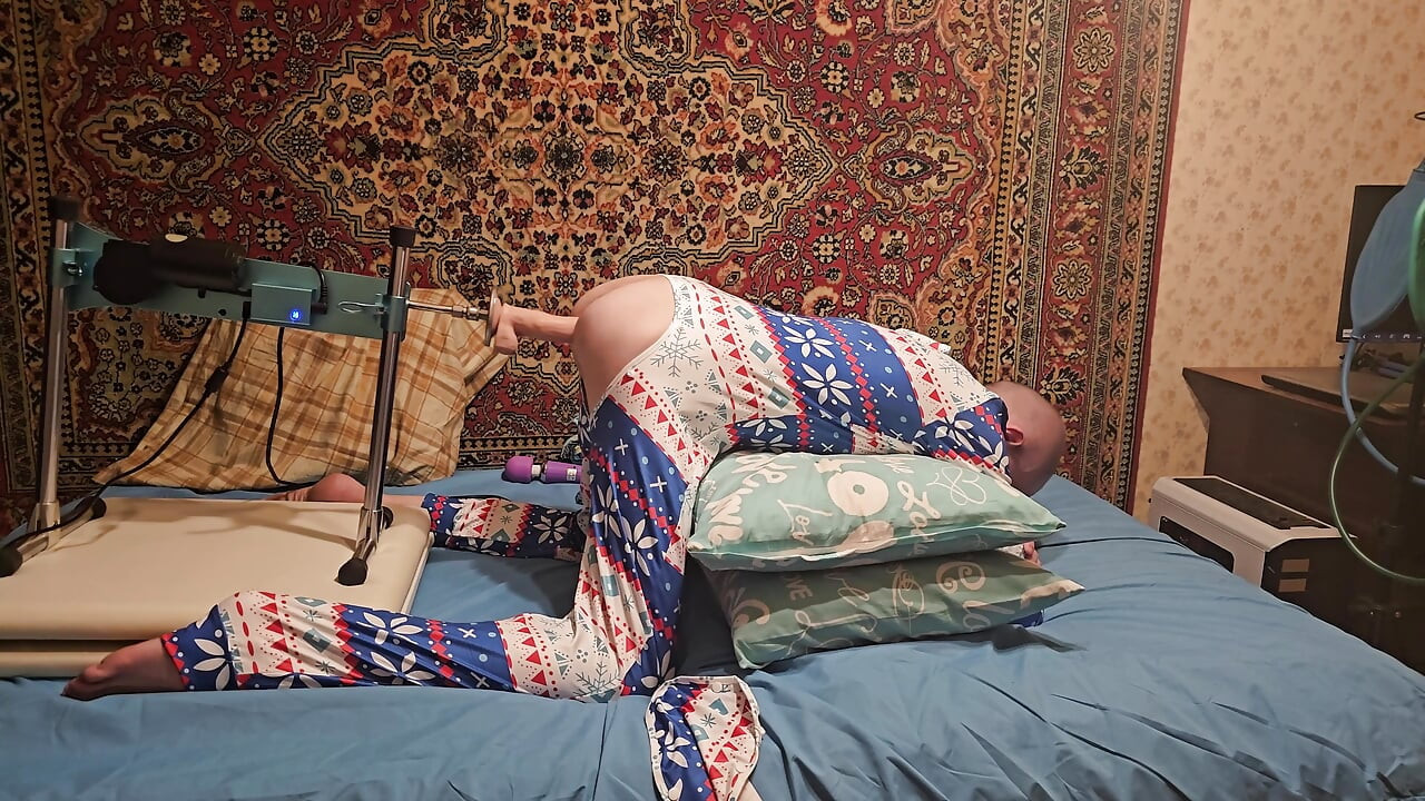 Sasha Earth Crossdresser homemade amateur anal Fucking Machine