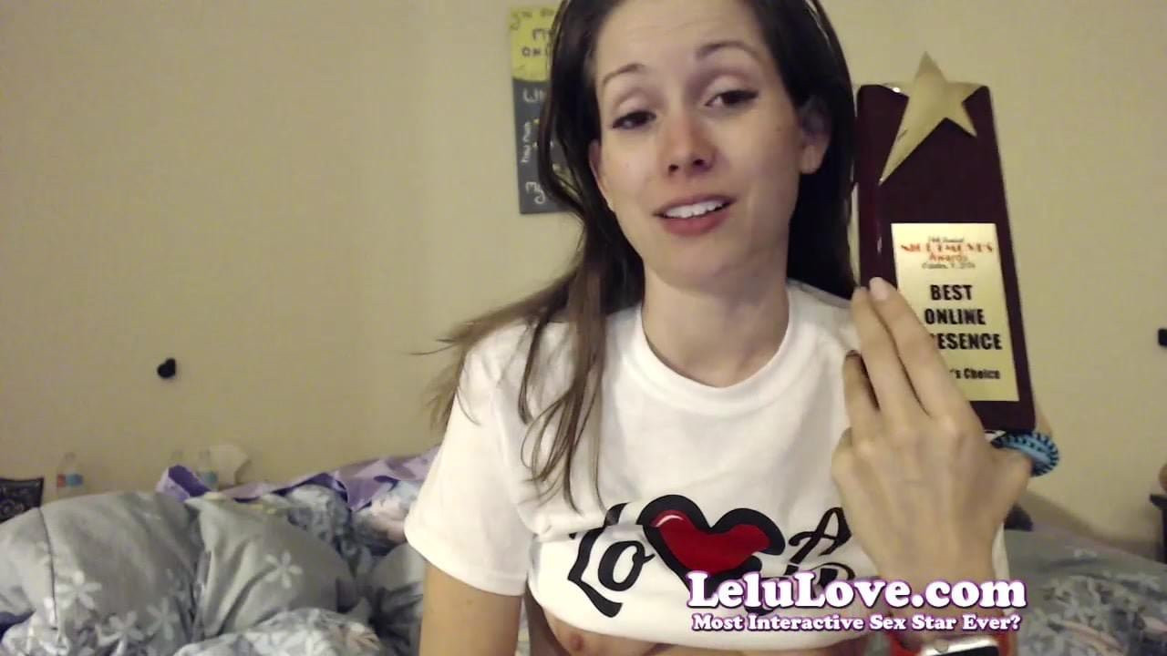 Lelu Love-WEBCAM: ImALoveR Shirts Awards And Shower