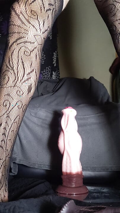 huge monster toy destroying my ass