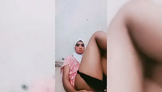 POV : Hijabi sissy Tease You ask me to wear so I do