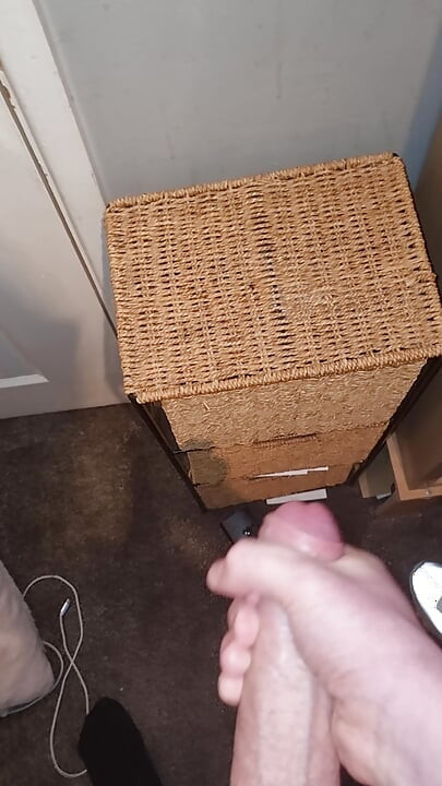 Bwc teen cum shot all up walls